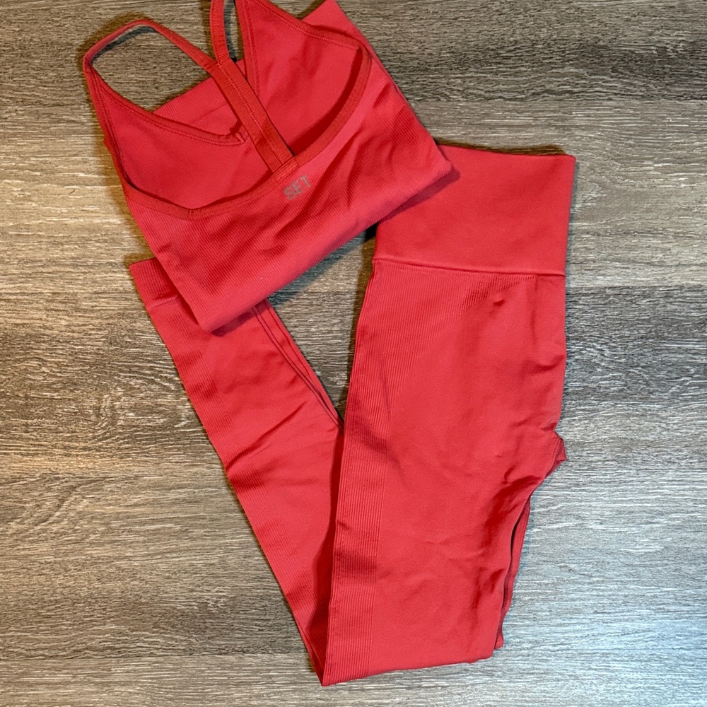 SET Active Vibrant Red Leggings and Bra Set